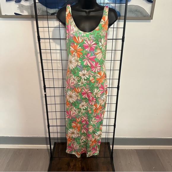 Plus Size Green Floral Cut Out Self Tie Back Closure Midi Dress - Picture 5 of 11